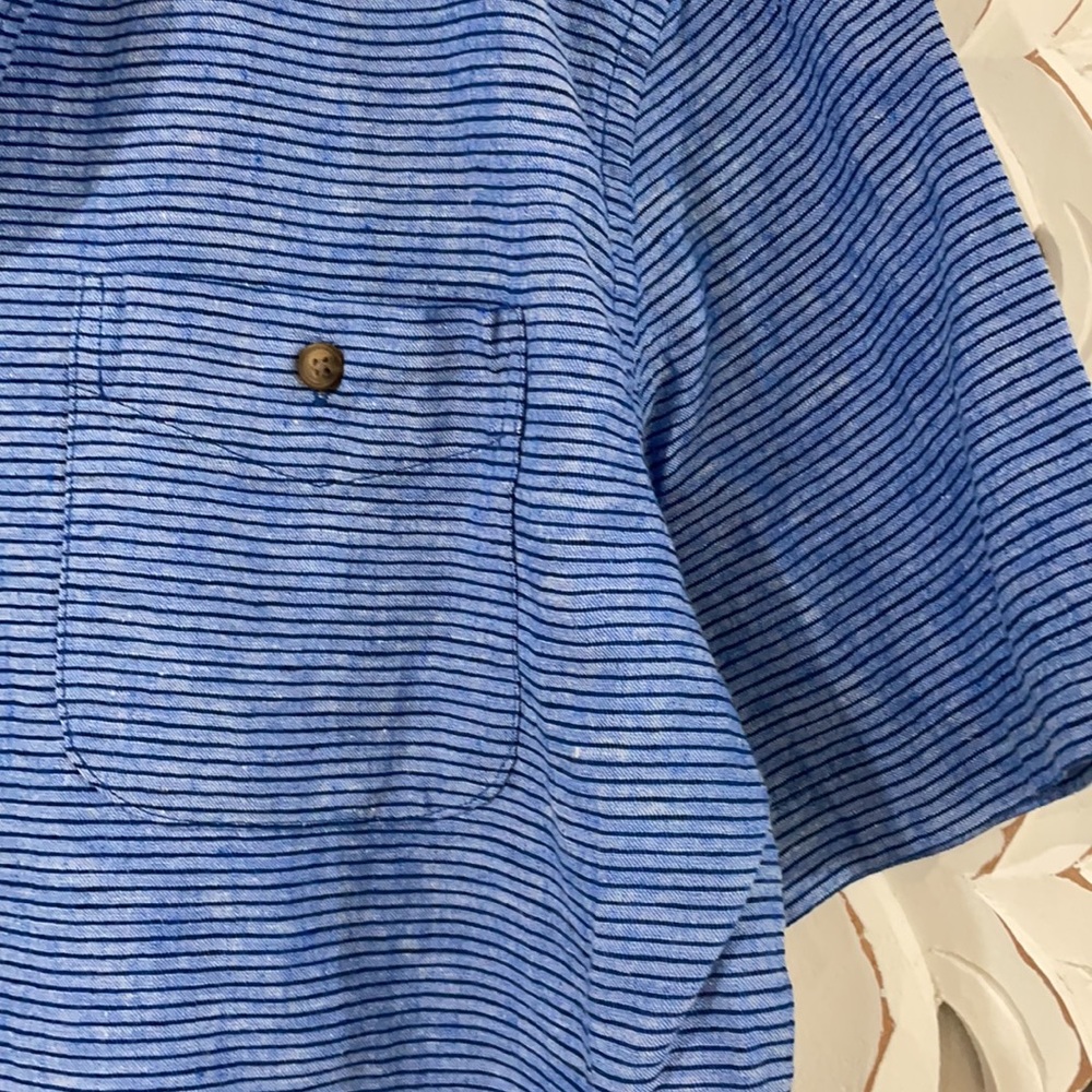 NWT OLD NAVY blue striped shirt- M - Picture 6 of 7